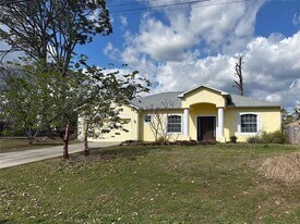4730 Londel Ave in North Port, FL - Building Photo