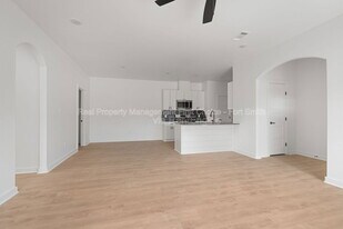 8900 Cambria Cir in Fort Smith, AR - Building Photo