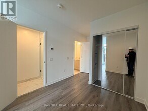 30 Dreamers Wy in Toronto, ON - Building Photo - Building Photo