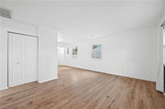 2004 Rawood Dr in Hampton, VA - Building Photo - Building Photo