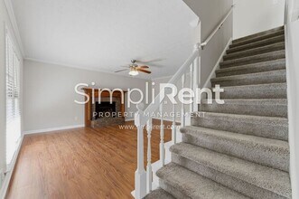 5711 Pennybrook Ct in Stone Mountain, GA - Building Photo - Building Photo