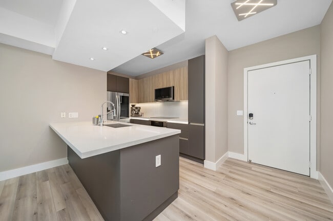 property at 951 Brickell Ave