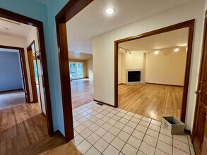 4644 Grand Fir Ln NW in Olympia, WA - Building Photo - Building Photo