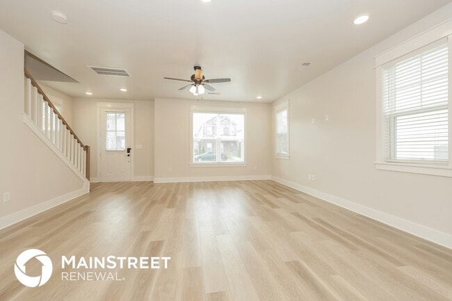 149 Oasis Dr in La Vergne, TN - Building Photo - Building Photo