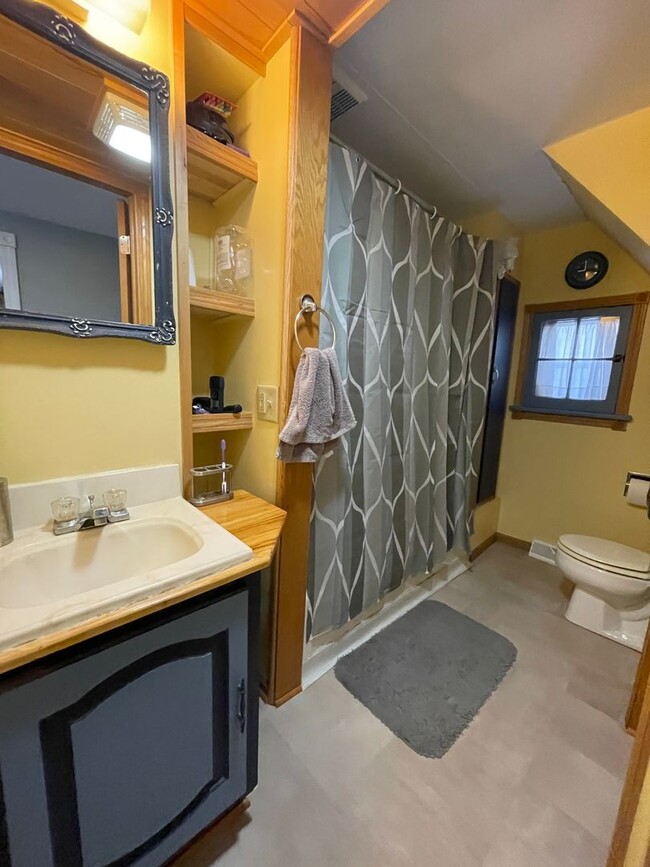 property at 940 Johnson St