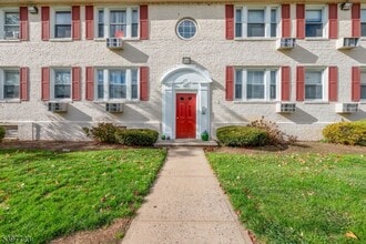 953 E Front St in Plainfield, NJ - Building Photo - Building Photo