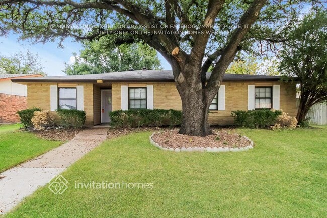 property at 5116 Avery Ln