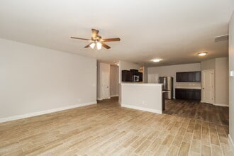 13 Dry Hollow Way in Cartersville, GA - Building Photo - Building Photo