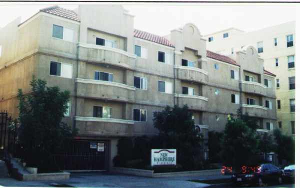 New Hampshire Villa Apartments in Los Angeles, CA - Building Photo - Building Photo