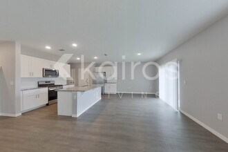 32158 Katelin Cir in Leesburg, FL - Foto de edificio - Building Photo