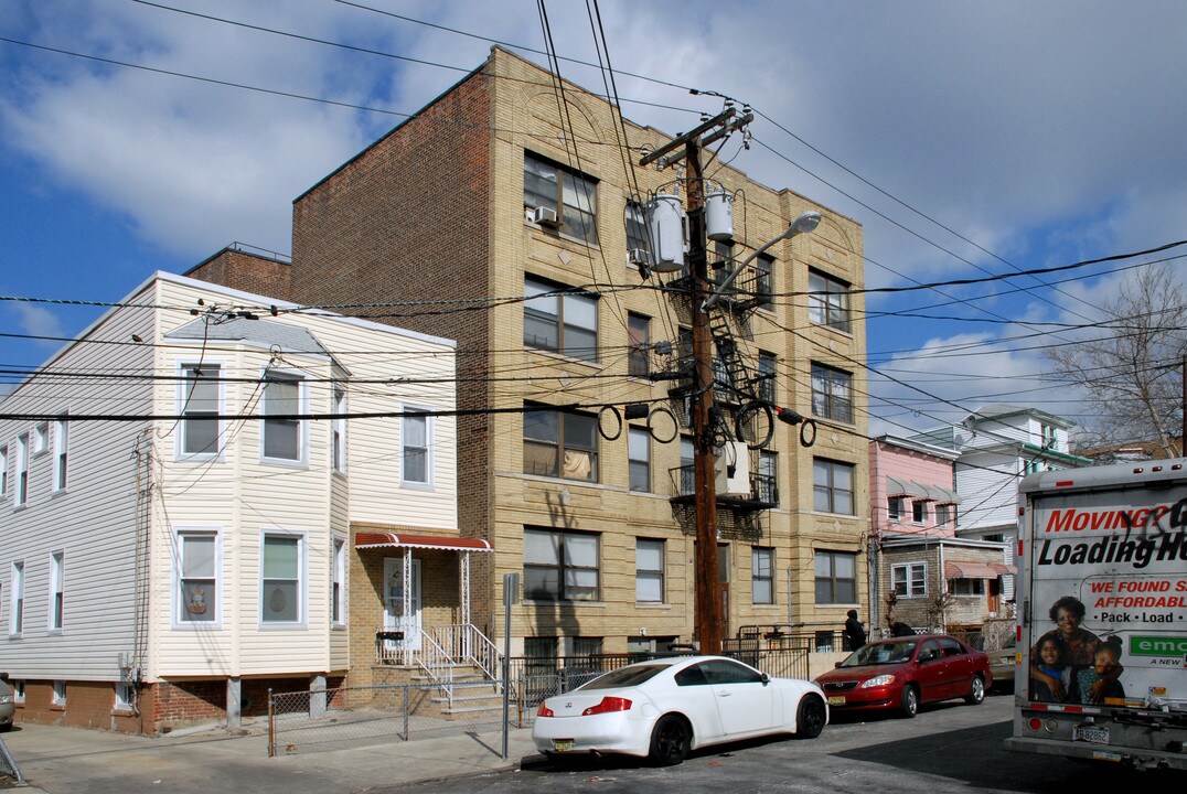 13-15 Olean Ave in Jersey City, NJ - Building Photo