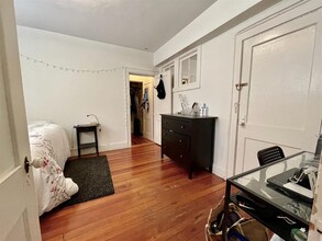 77 Martin St, Unit 2B in Cambridge, MA - Building Photo - Building Photo