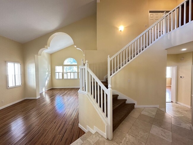 2252 Pine Forest Ct in Las Vegas, NV - Building Photo - Building Photo