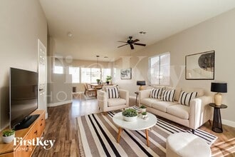 13702 W Tara Ln in Surprise, AZ - Building Photo - Building Photo