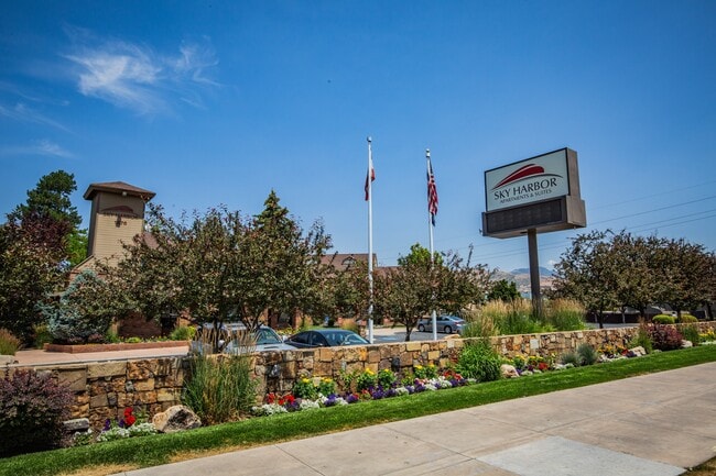 Sky Harbor Apartments in Salt Lake City, UT - Building Photo - Building Photo