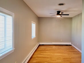 128 Malden St, Unit 2nd floor in Revere, MA - Building Photo - Building Photo