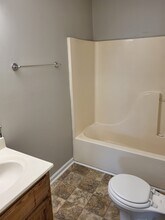 211 Aqueduct Dr in Richmond, KY - Building Photo - Building Photo