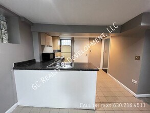 2227 N Clybourn Ave in Chicago, IL - Building Photo - Building Photo