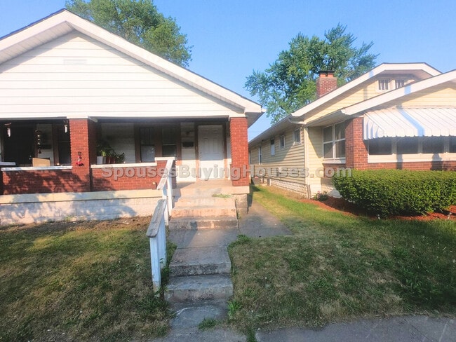 property at 925 N Grant Ave