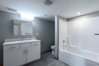 Bucktown Lofts in Davenport, IA - Building Photo - Interior Photo