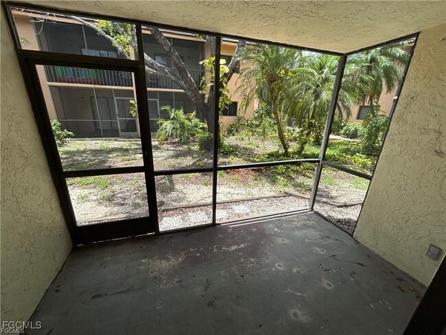 property at 2690 Park Windsor Dr