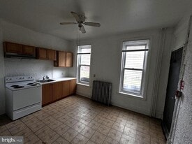 4924-26 Parrish St in Philadelphia, PA - Building Photo