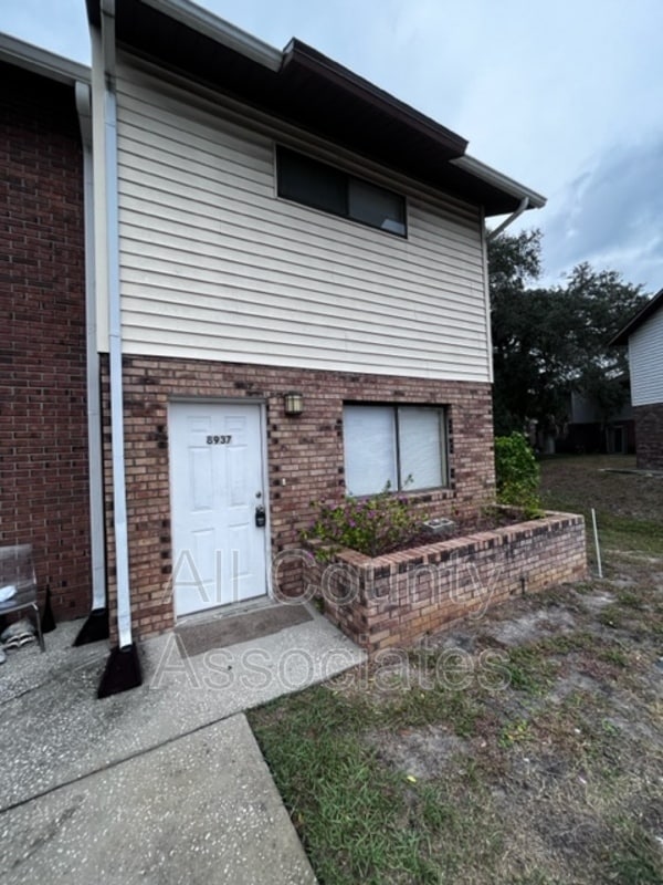 8937 Cochise Ln in Port Richey, FL - Building Photo - Building Photo