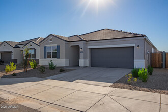 28322 N Carbon Rd in San Tan Valley, AZ - Building Photo - Building Photo