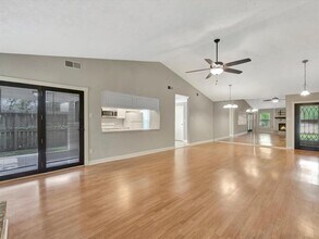 15227 McConn St in Webster, TX - Building Photo - Building Photo