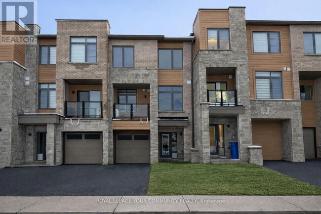 property at 194 Vantage Lp