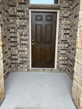 678 Imperial Lp in Alvin, TX - Building Photo - Building Photo