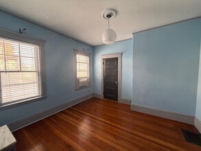 27 Gilman Ter, Unit 1 in Somerville, MA - Building Photo - Building Photo