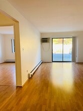 550 Central Ave, Unit 9 in Harrison, NJ - Building Photo - Building Photo