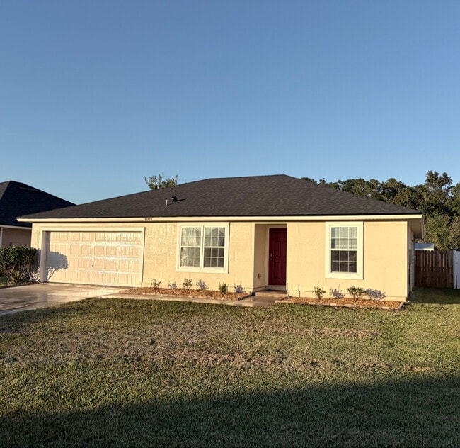 property at 45575 Ingleham Cir