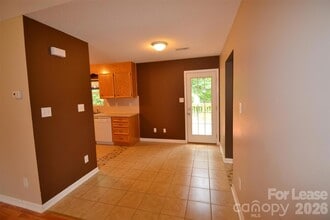 112 Dundee Ct in Maiden, NC - Foto de edificio - Building Photo