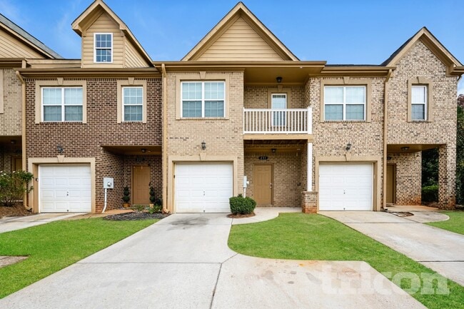 property at 231 White Mountain Pass