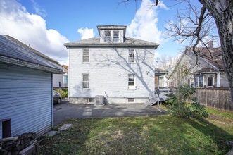 57 Worthen St in West Springfield, MA - Building Photo - Building Photo