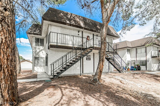 4280 Tara Ave in Las Vegas, NV - Building Photo - Building Photo