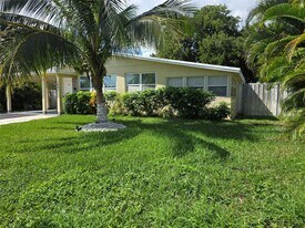 1481 NW 2nd St in Boynton Beach, FL - Building Photo