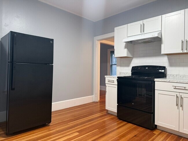 5 Lothrop St in Plymouth, MA - Building Photo - Building Photo