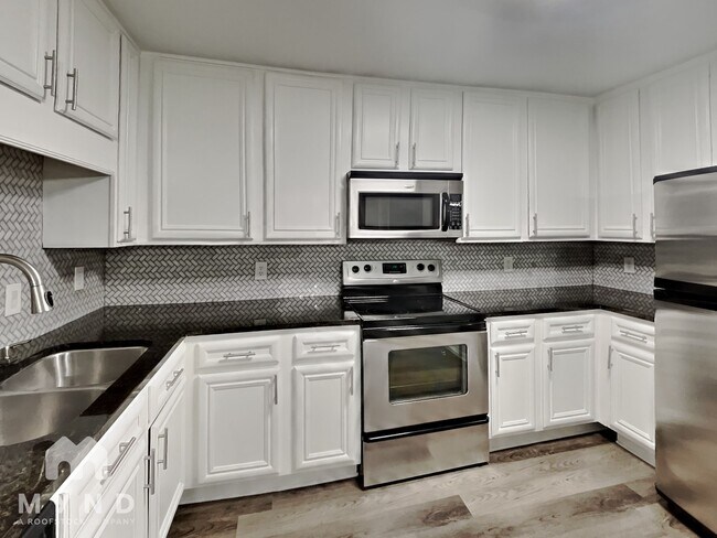 1468 Briarwood Rd NE in Brookhaven, GA - Building Photo - Building Photo