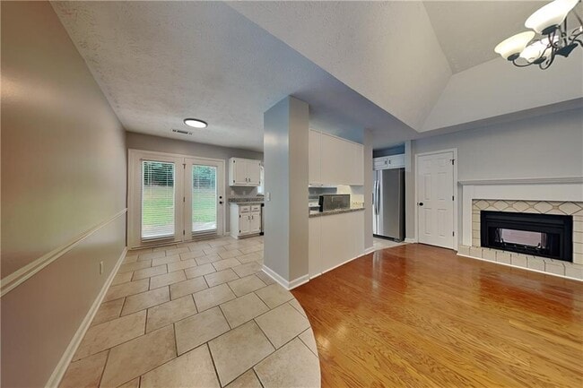 221 The Esplanade Wy SE in Loganville, GA - Building Photo - Building Photo
