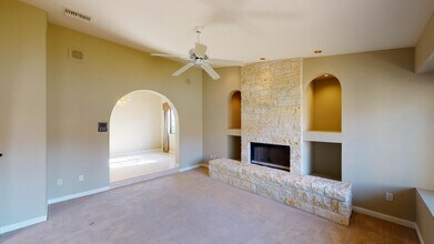47230 Golden Bush Ct in Palm Desert, CA - Building Photo - Building Photo