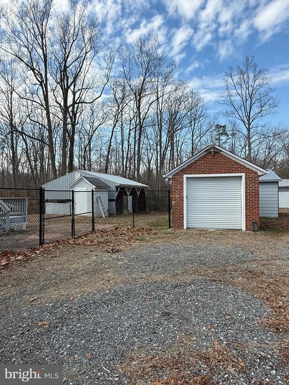 9253 Dahlgren Rd in King George, VA - Building Photo - Building Photo