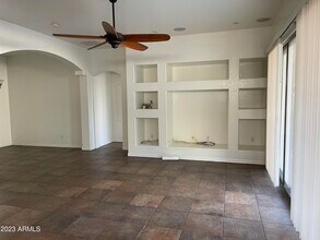 8774 W Lane Ave in Glendale, AZ - Building Photo - Building Photo
