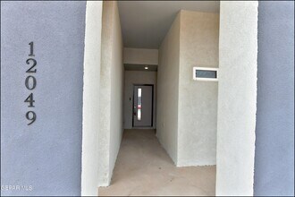 12049 Hidden Gdns in Socorro, TX - Building Photo - Building Photo