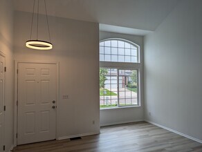 9464 W Hinsdale Pl in Littleton, CO - Foto de edificio - Building Photo