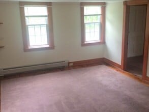 421 N East St in Amherst, MA - Building Photo - Building Photo