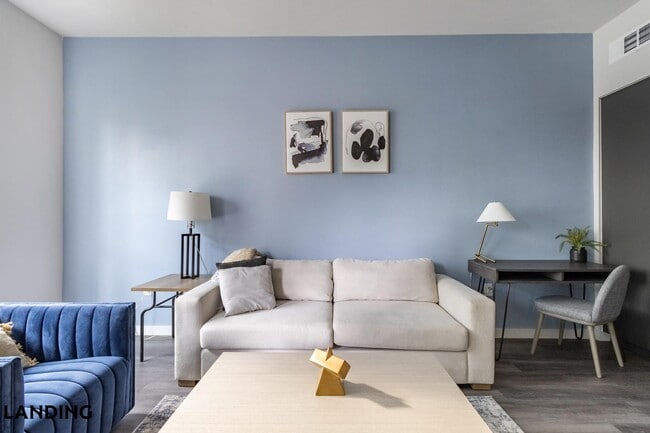 2060 Experience Ave, Unit 158 in Reno, NV - Foto de edificio - Building Photo