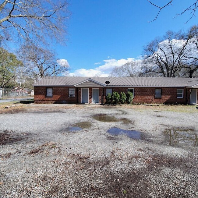2406 Dawson St Rentals in Columbus, GA